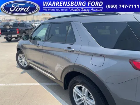 More photos of 2023 Ford Explorer XLT at Warrensburg Ford, MO