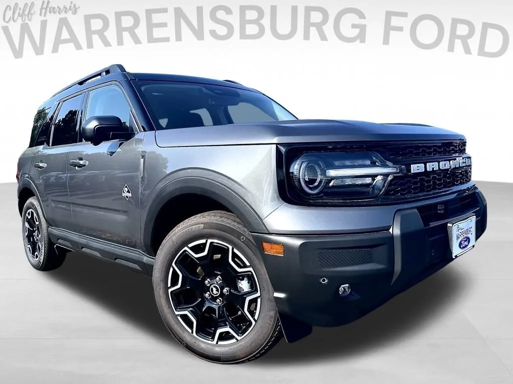 Gray 2025 Ford Bronco Sport Outer Banks for sale in Warrensburg, MO