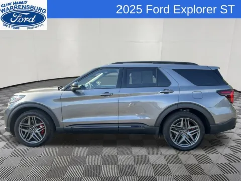 More photos of 2025 Ford Explorer ST at Warrensburg Ford, MO