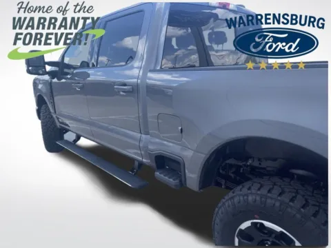More photos of 2025 Ford F-350SD Lariat at Warrensburg Ford, MO