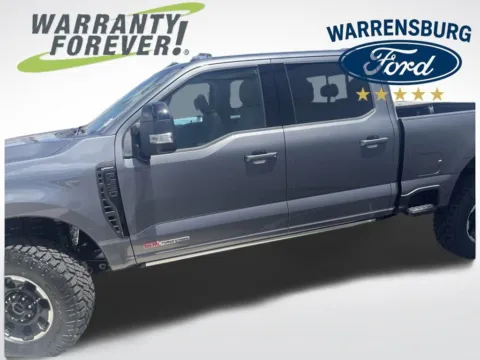 More photos of 2025 Ford F-350SD Lariat at Warrensburg Ford, MO