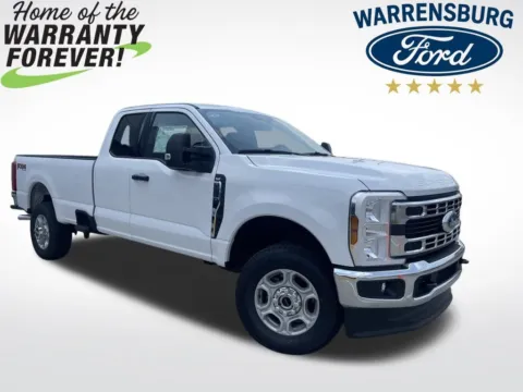 White 2025 Ford F-350SD XLT for sale in Warrensburg, MO