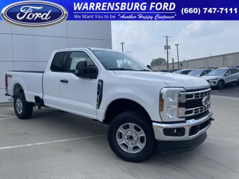 White 2025 Ford F-350SD XLT for sale in Warrensburg, MO