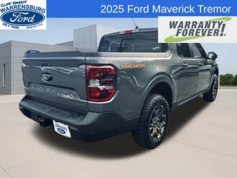 More photos of 2025 Ford Maverick Tremor at Warrensburg Ford, MO