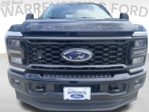 Photos of 2025 Ford F-250SD XL for sale in Warrensburg, MO at Warrensburg Ford