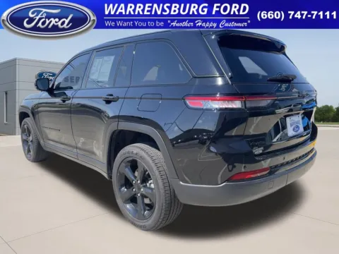 More photos of 2024 Jeep Grand Cherokee Altitude X at Warrensburg Ford, MO