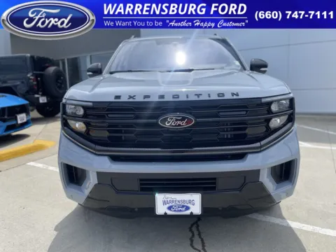 Photos of 2025 Ford Expedition Platinum for sale in Warrensburg, MO at Warrensburg Ford