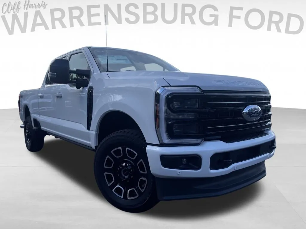 White 2025 Ford F-350SD Platinum for sale in Warrensburg, MO