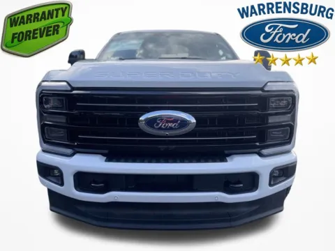 More photos of 2025 Ford F-350SD Platinum at Warrensburg Ford, MO