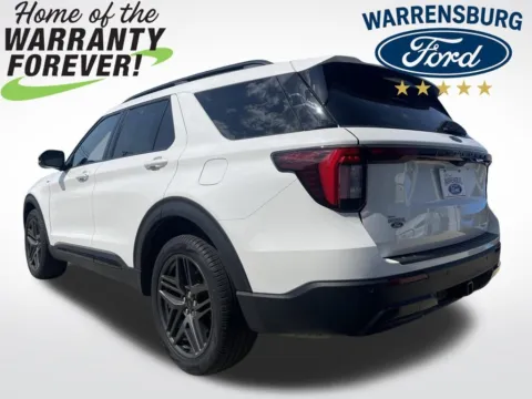 More photos of 2025 Ford Explorer ST-Line at Warrensburg Ford, MO