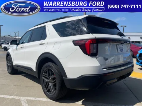 More photos of 2025 Ford Explorer ST-Line at Warrensburg Ford, MO