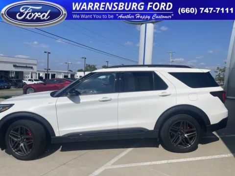 More photos of 2025 Ford Explorer ST-Line at Warrensburg Ford, MO