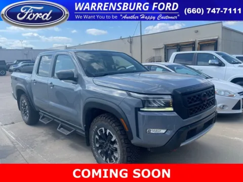 Gray 2022 Nissan Frontier PRO-4X for sale in Warrensburg, MO