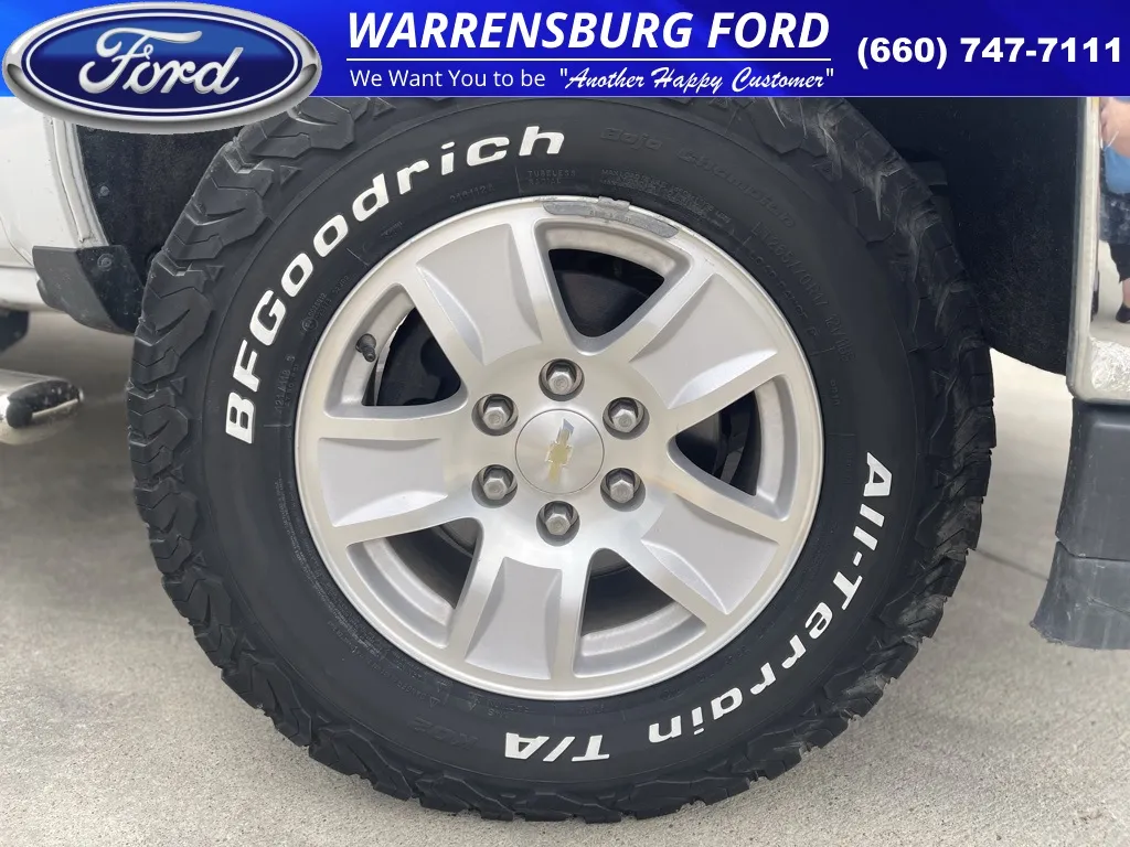 Used 2018 Chevrolet Silverado 1500 LT with VIN 1GCVKREH7JZ292326 for sale in Kansas City