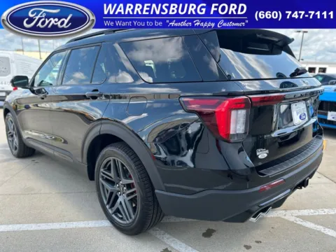 More photos of 2025 Ford Explorer ST at Warrensburg Ford, MO