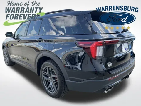 More photos of 2025 Ford Explorer ST at Warrensburg Ford, MO