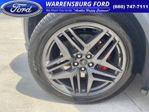 More photos of 2025 Ford Explorer ST at Warrensburg Ford, MO