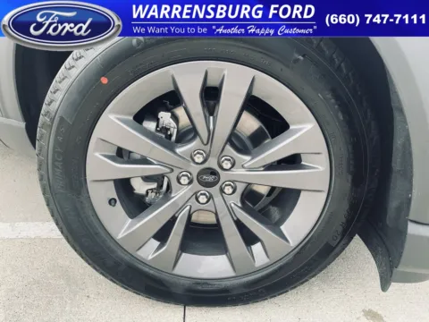 Photos of 2025 Ford Explorer Active for sale in Warrensburg, MO at Warrensburg Ford