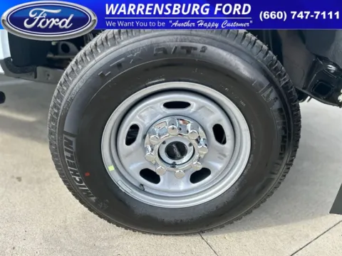 Photos of 2025 Ford F-250SD Lariat for sale in Warrensburg, MO at Warrensburg Ford