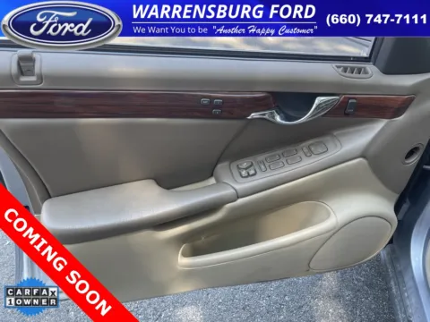 More photos of 2005 Cadillac DeVille at Warrensburg Ford, MO
