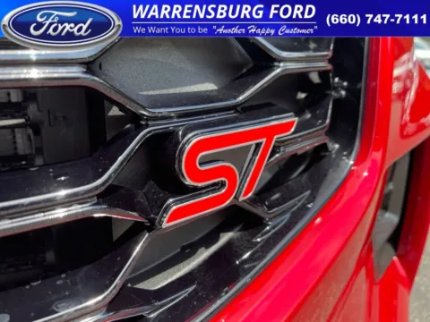 More photos of 2025 Ford Explorer ST at Warrensburg Ford, MO
