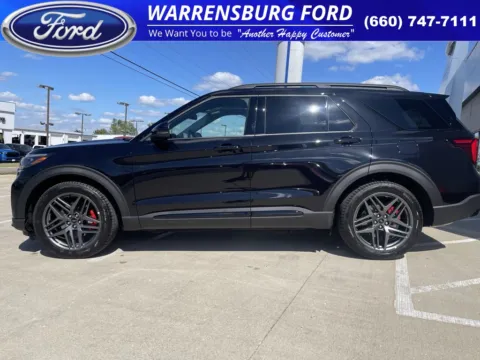 More photos of 2025 Ford Explorer ST at Warrensburg Ford, MO