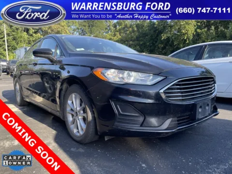 Black 2020 Ford Fusion SE for sale in Warrensburg, MO