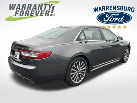 More photos of 2017 Lincoln Continental Select at Warrensburg Ford, MO