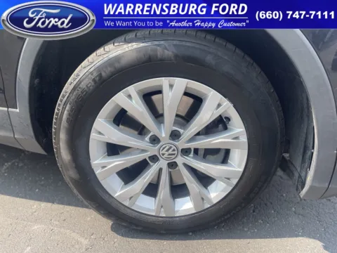Photos of 2019 Volkswagen Tiguan for sale in Warrensburg, MO at Warrensburg Ford
