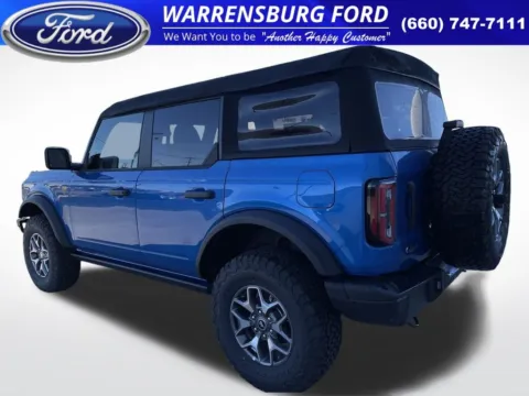 More photos of 2024 Ford Bronco Badlands at Warrensburg Ford, MO