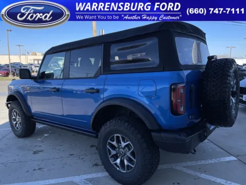 More photos of 2024 Ford Bronco Badlands at Warrensburg Ford, MO