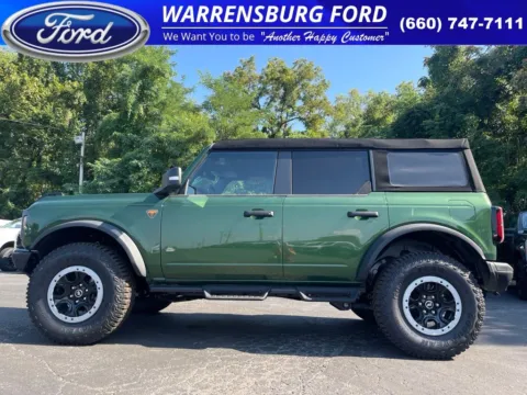 More photos of 2024 Ford Bronco Badlands at Warrensburg Ford, MO