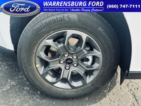 Photos of 2025 Ford Maverick XLT for sale in Warrensburg, MO at Warrensburg Ford