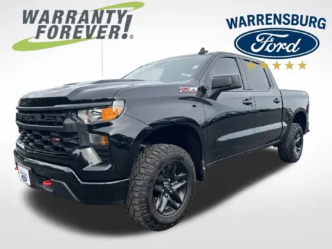 Black 2022 Chevrolet Silverado 1500 Custom Trail Boss for sale in Warrensburg, MO