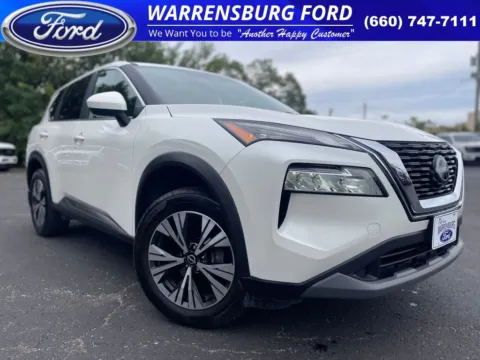 White 2023 Nissan Rogue SV for sale in Warrensburg, MO