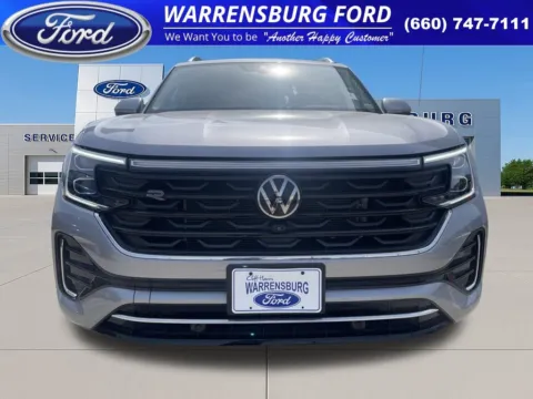 Photos of 2024 Volkswagen Atlas 2.0T SEL Premium R-Line for sale in Warrensburg, MO at Warrensburg Ford