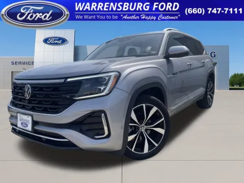 Another view of 2024 Volkswagen Atlas 2.0T SEL Premium R-Line for sale in Warrensburg, MO at Warrensburg Ford
