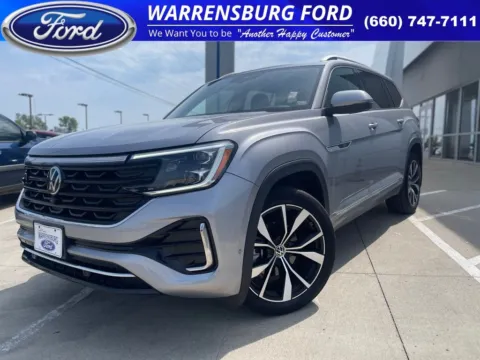 Another view of 2024 Volkswagen Atlas 2.0T SEL Premium R-Line for sale in Warrensburg, MO at Warrensburg Ford