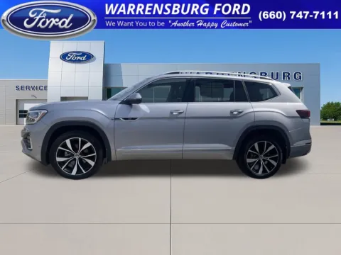 More photos of 2024 Volkswagen Atlas 2.0T SEL Premium R-Line at Warrensburg Ford, MO