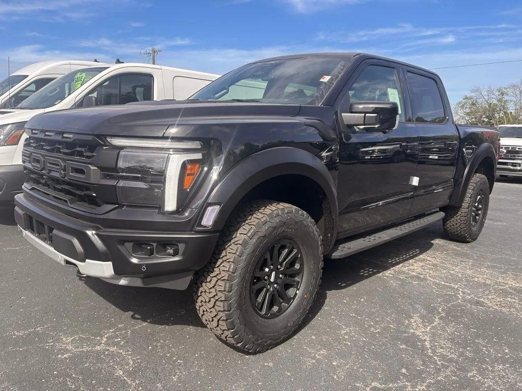 Black 2025 Ford F-150 Raptor for sale in Warrensburg, MO