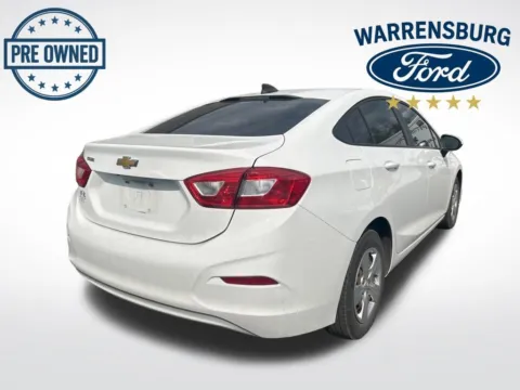 More photos of 2018 Chevrolet Cruze LS at Warrensburg Ford, MO