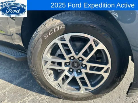 Photos of 2025 Ford Expedition Active for sale in Warrensburg, MO at Warrensburg Ford
