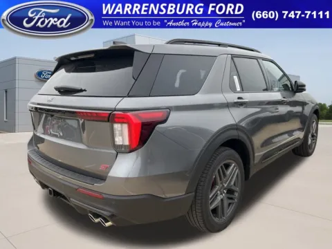 More photos of 2025 Ford Explorer ST at Warrensburg Ford, MO