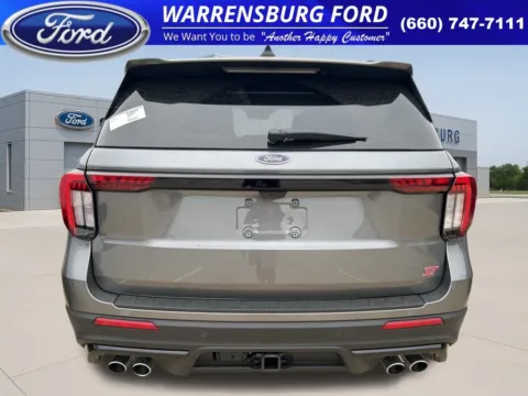 More photos of 2025 Ford Explorer ST at Warrensburg Ford, MO