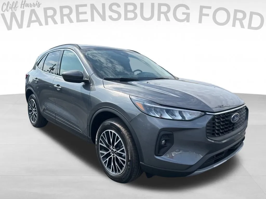 2025 Ford Escape PHEV's photo
