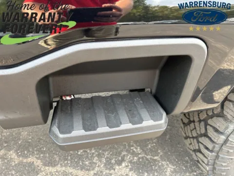 More photos of 2026 Ford F-350SD Platinum at Warrensburg Ford, MO