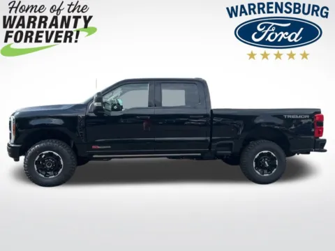 More photos of 2026 Ford F-350SD Platinum at Warrensburg Ford, MO
