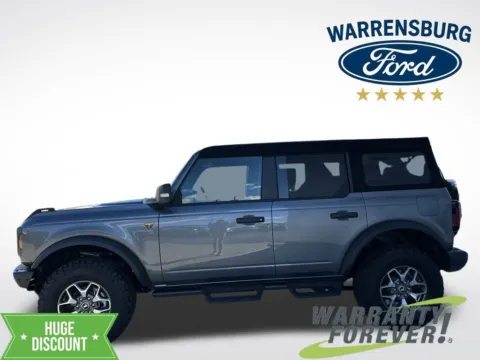 More photos of 2024 Ford Bronco Badlands at Warrensburg Ford, MO