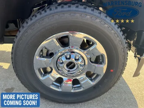 More photos of 2026 Ford F-350SD Lariat at Warrensburg Ford, MO