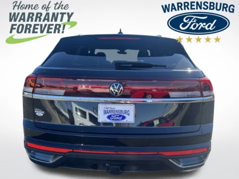 More photos of 2024 Volkswagen Atlas Cross Sport 2.0T SE w/Technology at Warrensburg Ford, MO